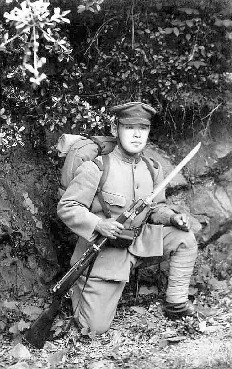 This Japanese Heitai (soldier) is armed with a Type 38 6.5mm carbine with bayonet.